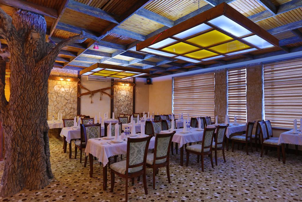 Lotte Palace Douchanbé Extérieur photo